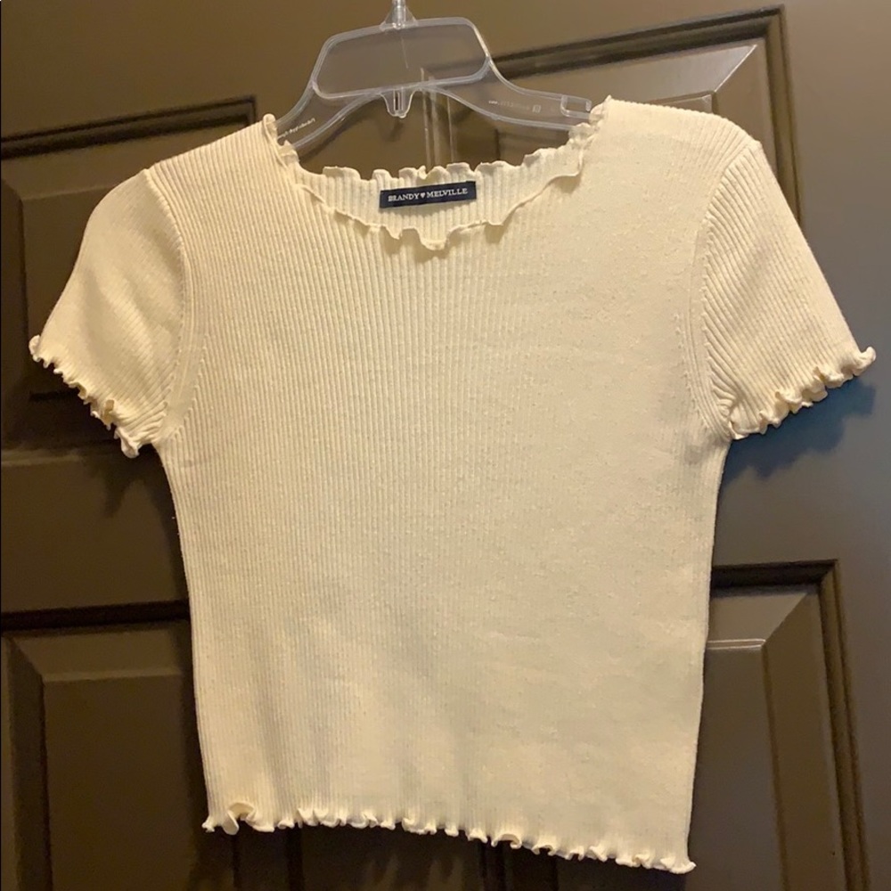 Pale yellow lettuce edge tee